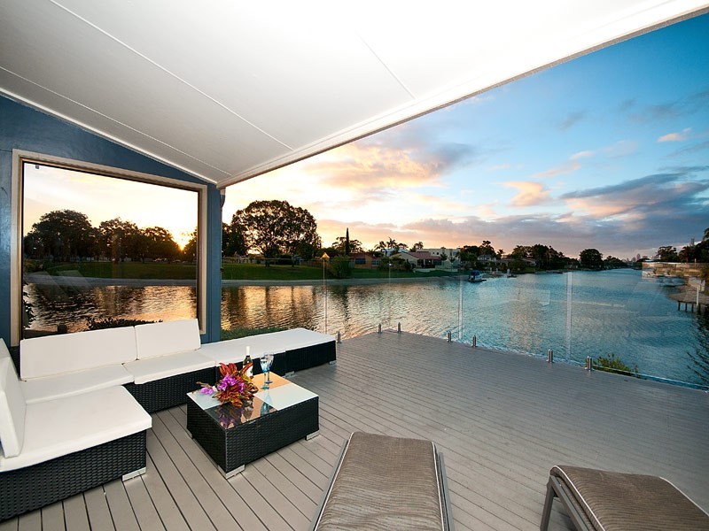 26 Cocos Crescent, Broadbeach Waters QLD 4218