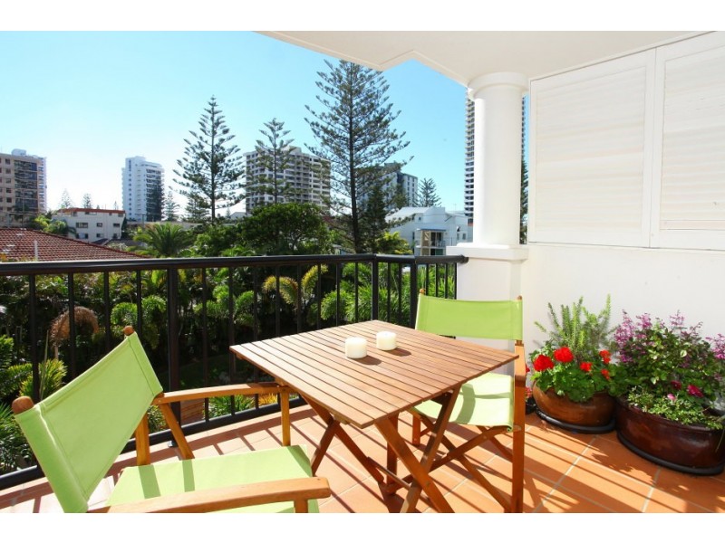 308/9-21 Beach Parade, Surfers Paradise QLD 4217