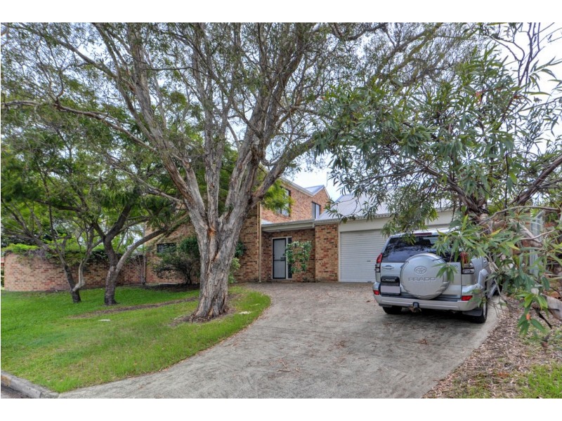 116 Upton Street, Bundall QLD 4217