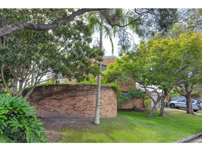 116 Upton Street, Bundall QLD 4217
