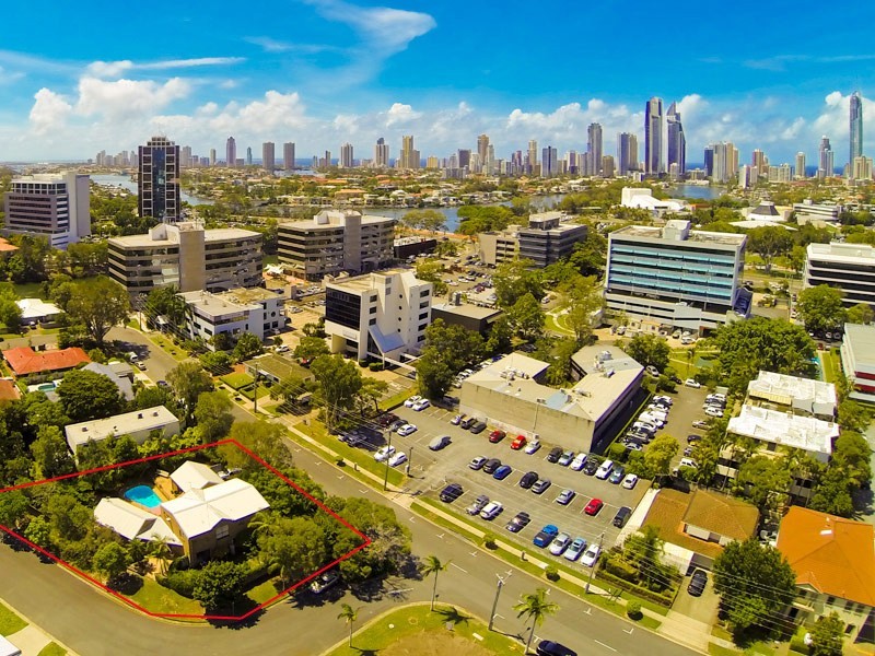 116 Upton Street, Bundall QLD 4217