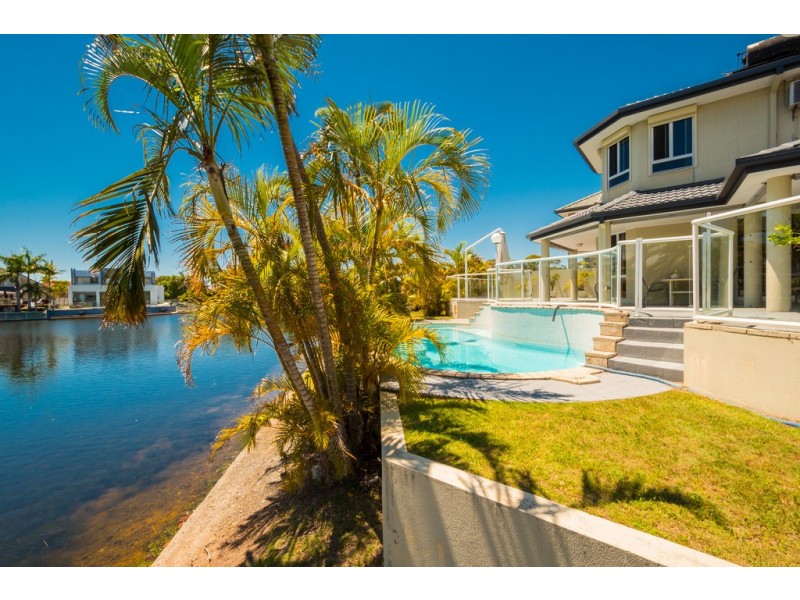 20/40 Cotlew Street East, Southport QLD 4215