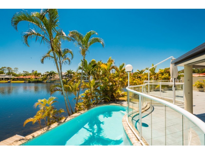 20/40 Cotlew Street East, Southport QLD 4215