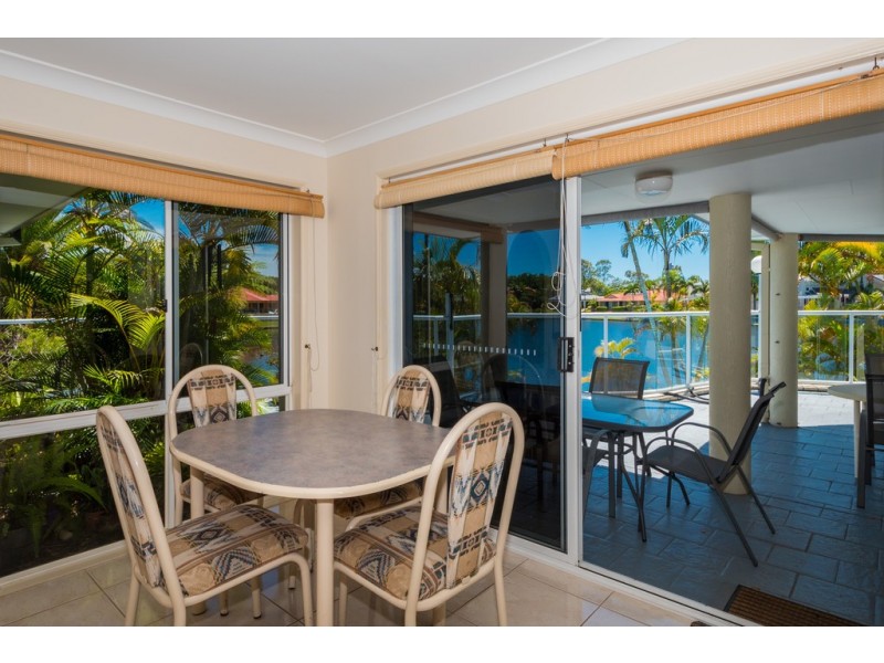 20/40 Cotlew Street East, Southport QLD 4215