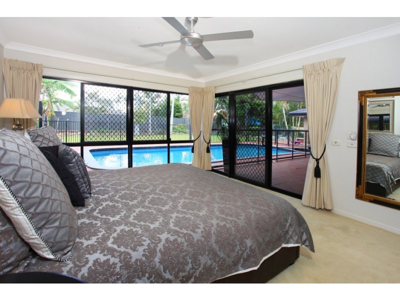 5 Mcilwraith Avenue, Sorrento QLD 4217