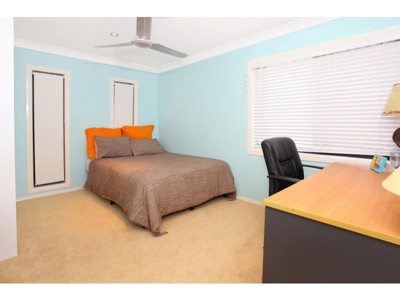 5 Mcilwraith Avenue, Sorrento QLD 4217