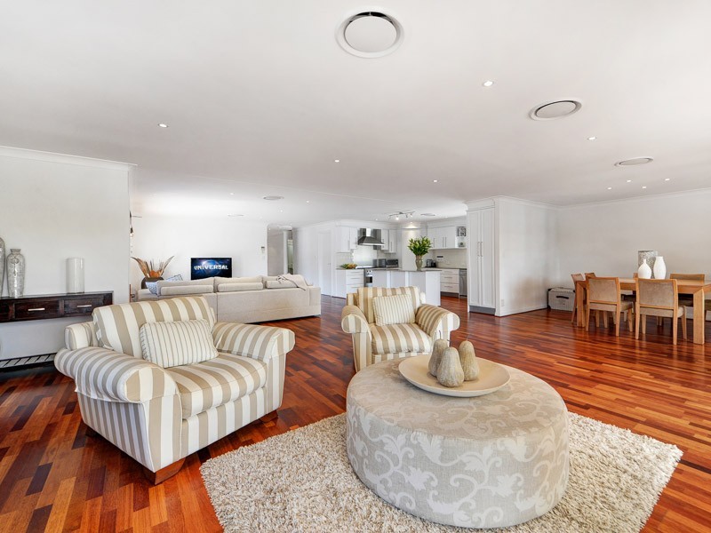 22 Forster Avenue, Sorrento QLD 4217