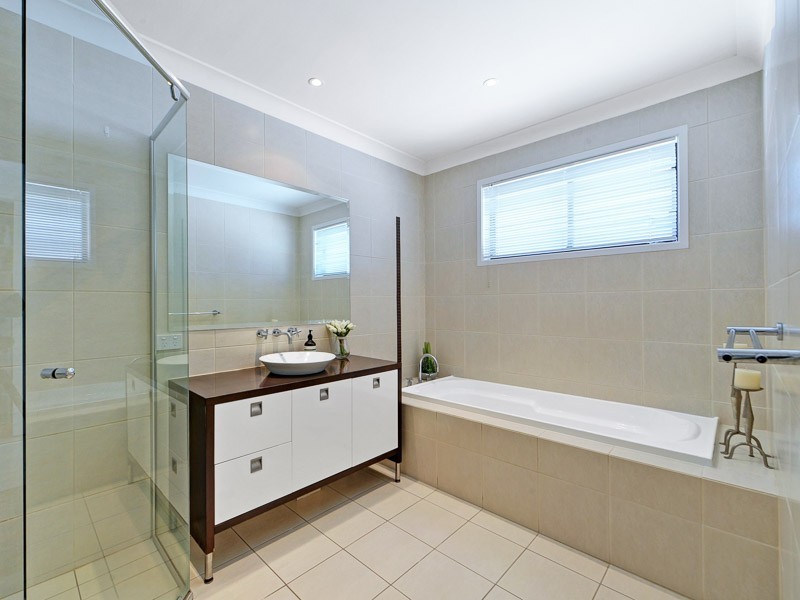 22 Forster Avenue, Sorrento QLD 4217