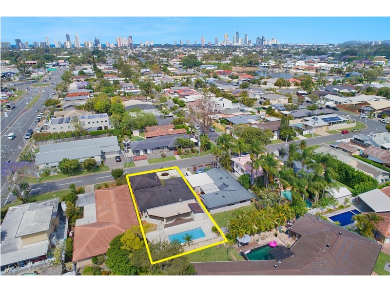 6 Tiwi Street, Sorrento QLD 4217
