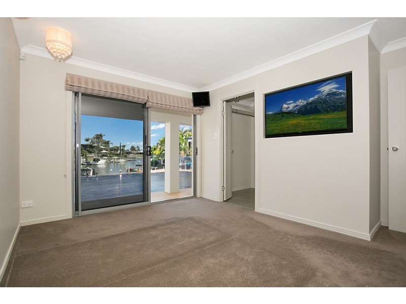 67 Boomerang Crescent, Sorrento QLD 4217