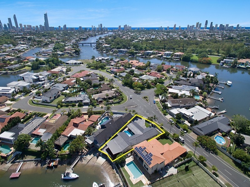 67 Boomerang Crescent, Sorrento QLD 4217