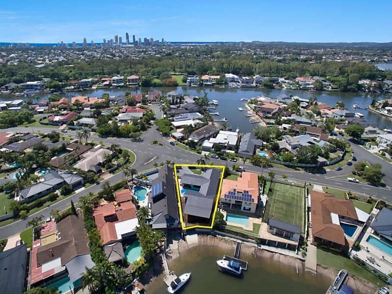 67 Boomerang Crescent, Sorrento QLD 4217