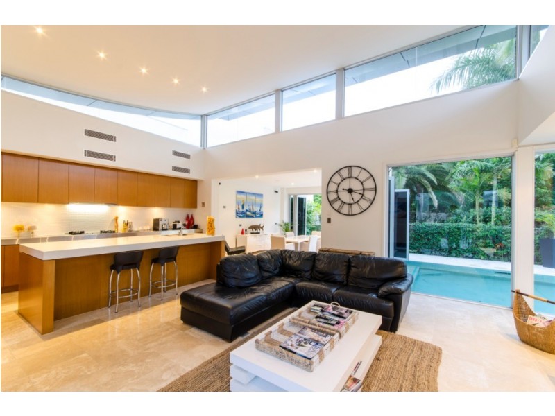 3/17 Marseille Court, Sorrento QLD 4217