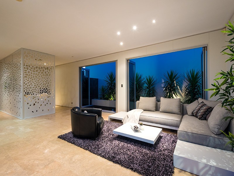 3/17 Marseille Court, Sorrento QLD 4217