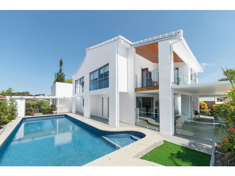 12 Claymore Crescent, Sorrento QLD 4217