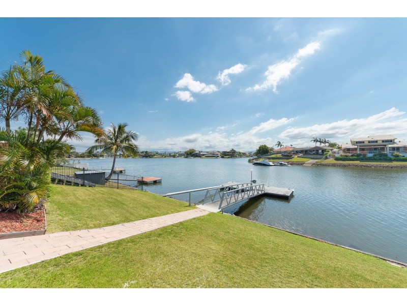 12 Claymore Crescent, Sorrento QLD 4217
