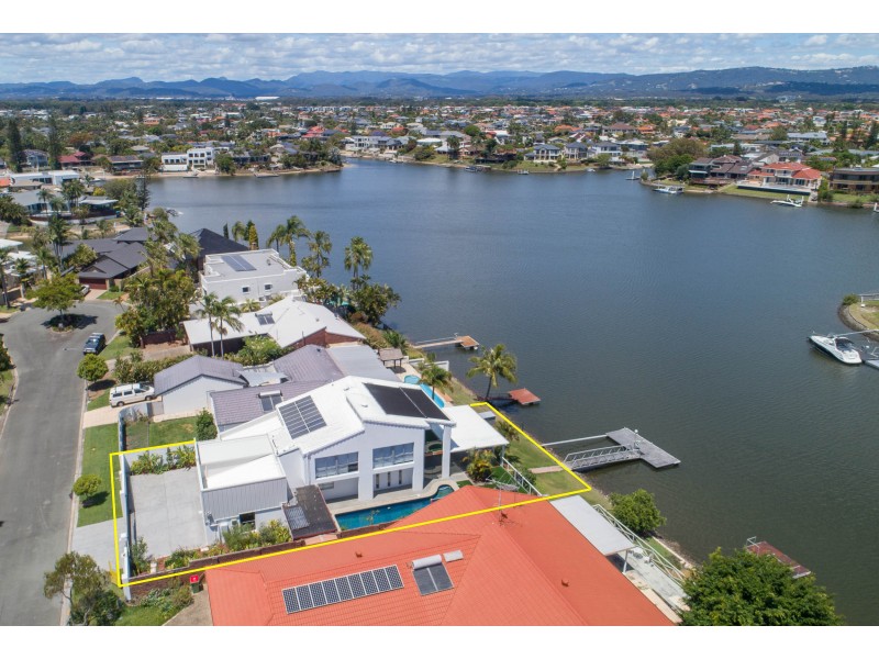 12 Claymore Crescent, Sorrento QLD 4217