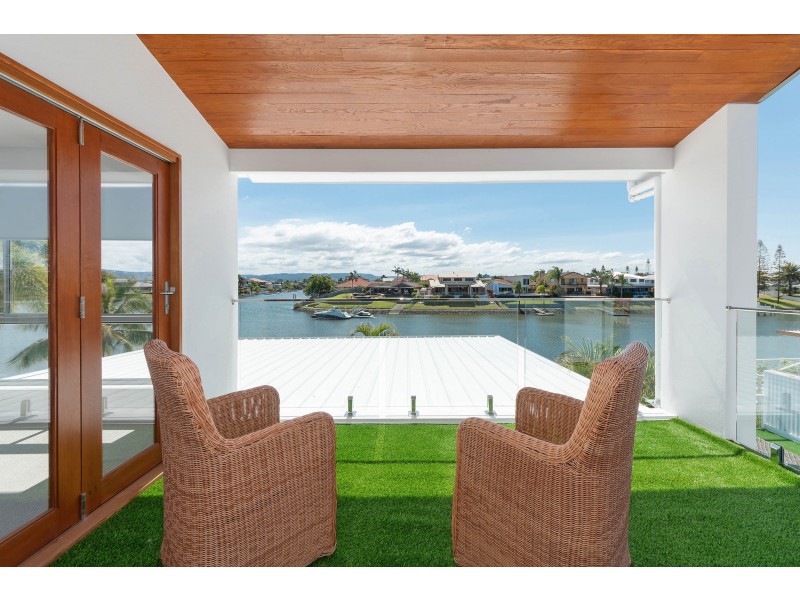 12 Claymore Crescent, Sorrento QLD 4217