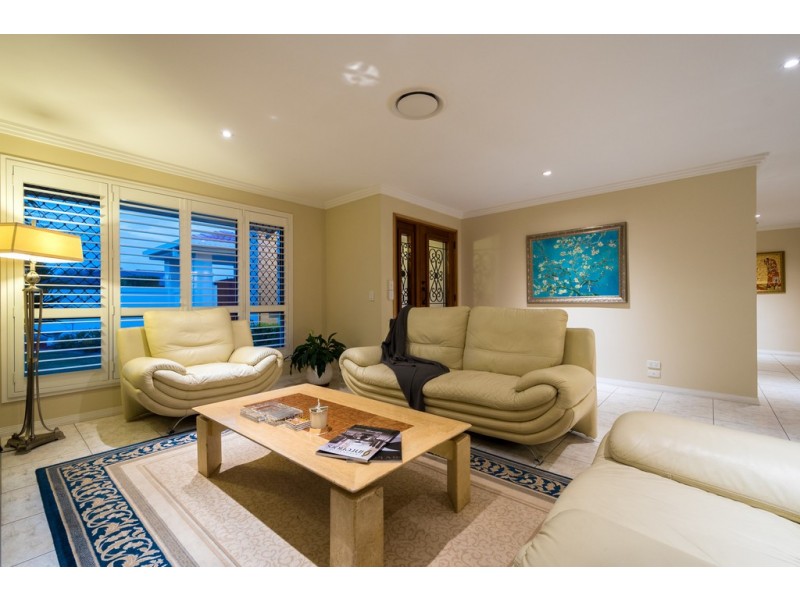 47 Claymore Crescent, Sorrento QLD 4217