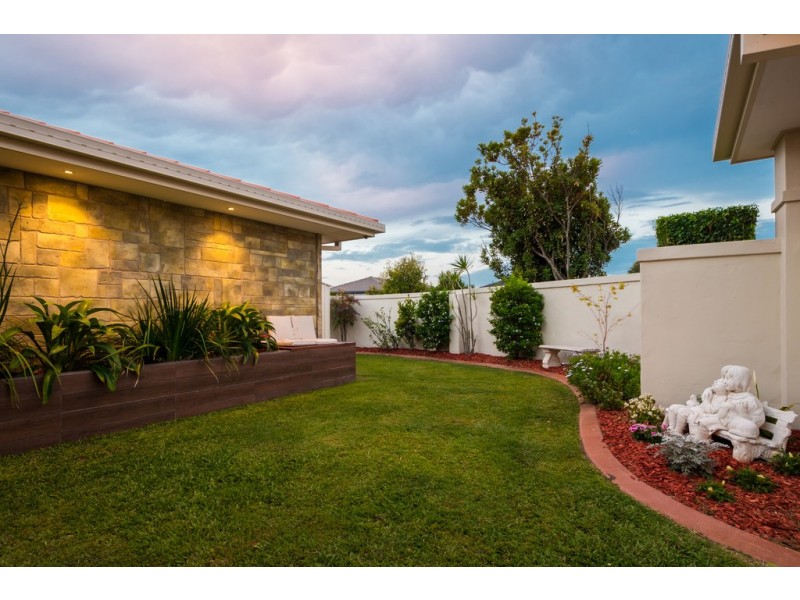 47 Claymore Crescent, Sorrento QLD 4217