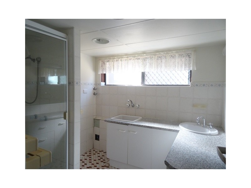 2/19 Seashell Ave, Mermaid Beach QLD 4218