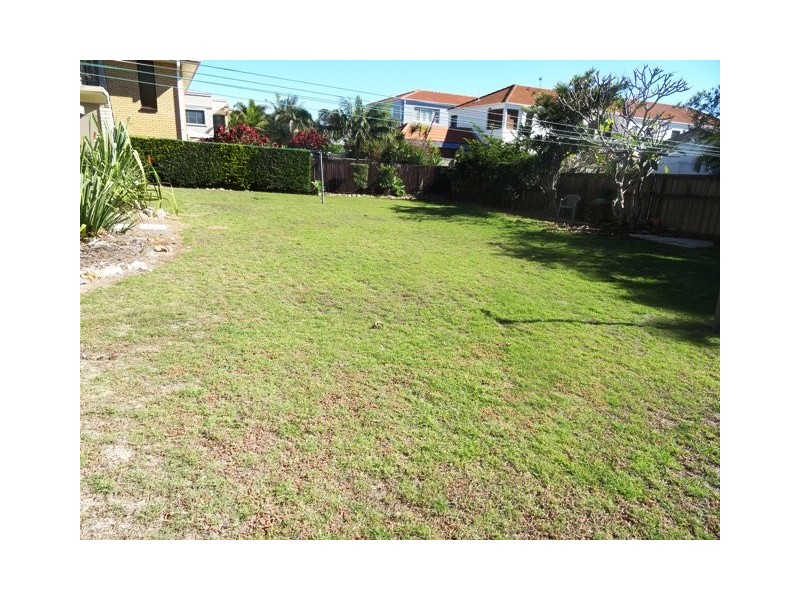 2/19 Seashell Ave, Mermaid Beach QLD 4218