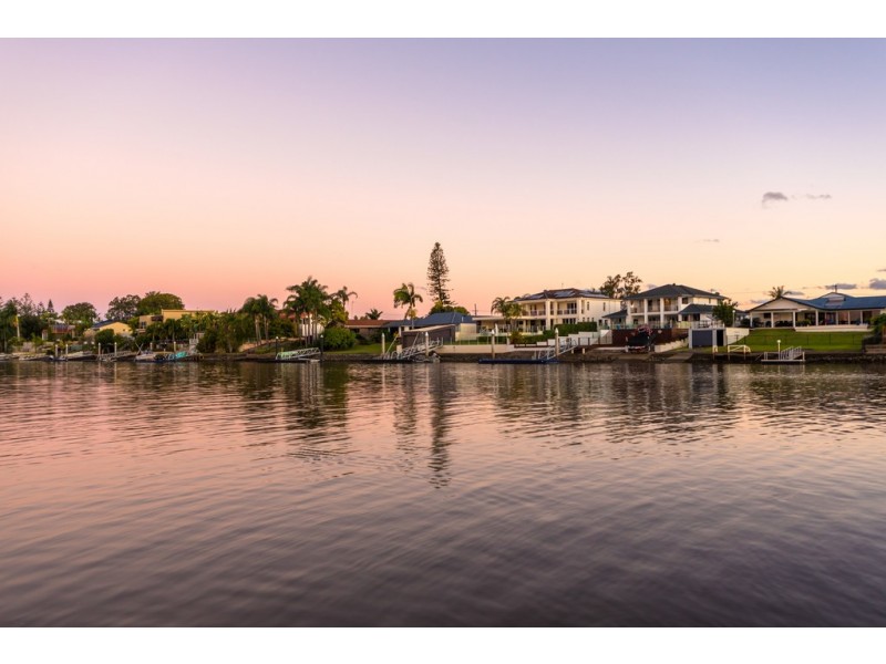 56 Cabana Boulevard, Benowa Waters QLD 4217