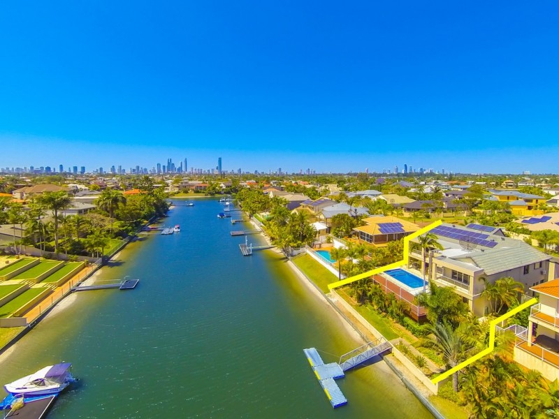 48 Charolais Crescent, Benowa Waters QLD 4217