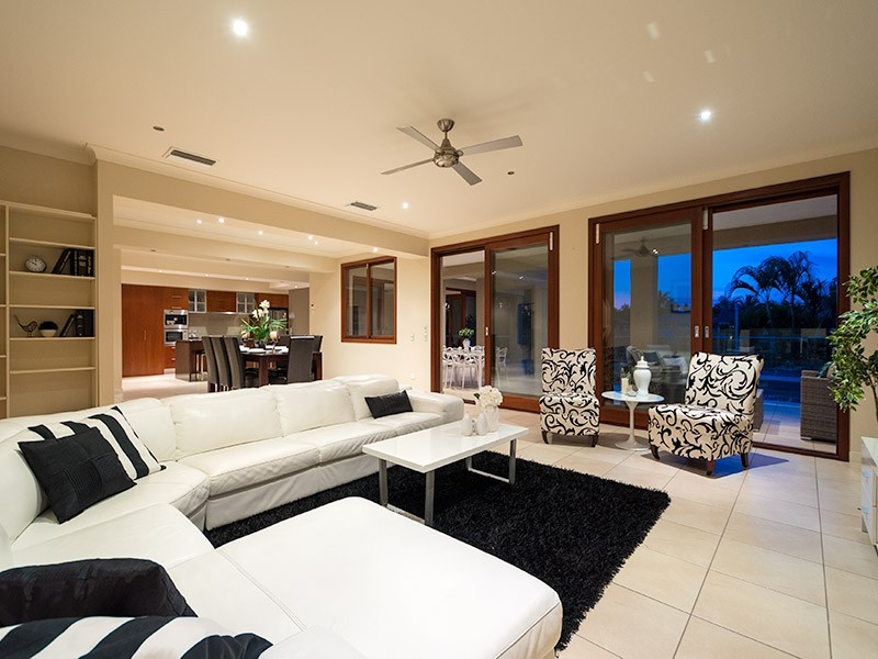 48 Charolais Crescent, Benowa Waters QLD 4217
