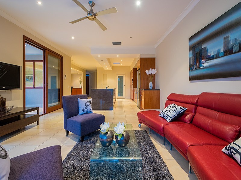 48 Charolais Crescent, Benowa Waters QLD 4217