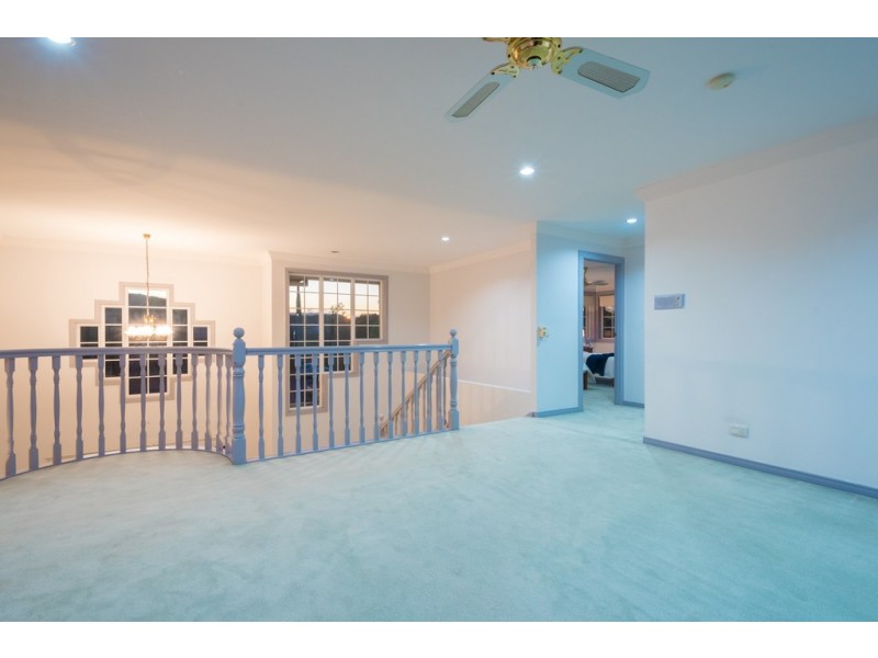 106 Edinburgh Road, Benowa Waters QLD 4217