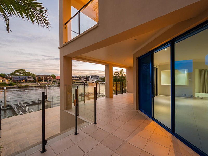 143 Sir Bruce Small Boulevard, Benowa Waters QLD 4217