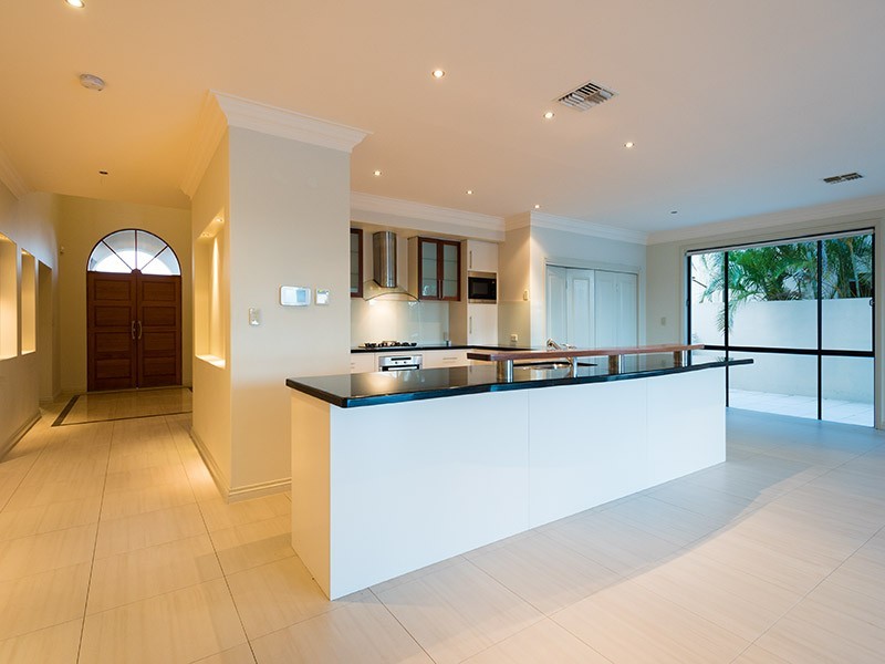 143 Sir Bruce Small Boulevard, Benowa Waters QLD 4217