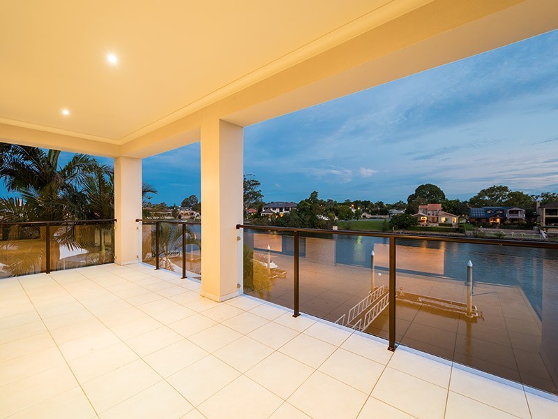143 Sir Bruce Small Boulevard, Benowa Waters QLD 4217