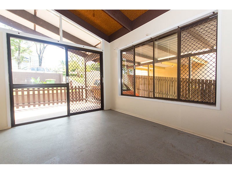21 Nerang Broadbeach Rd, Nerang QLD 4211