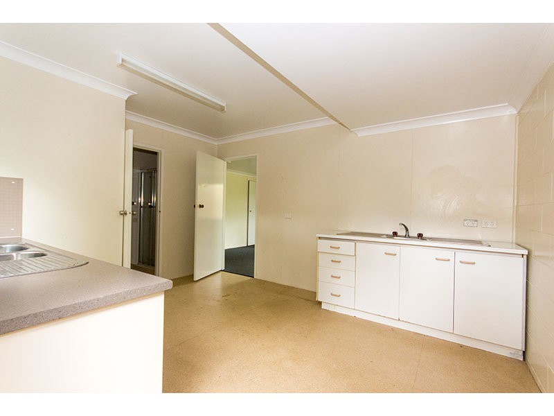 21 Nerang Broadbeach Rd, Nerang QLD 4211