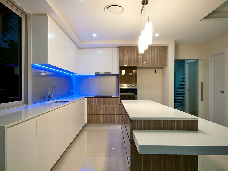 5A Daimler Drive, Bundall QLD 4217