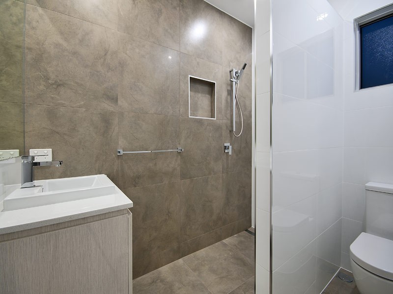 5A Daimler Drive, Bundall QLD 4217