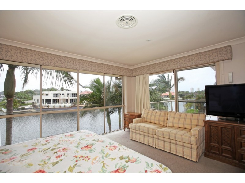 75/40 Cotlew Street East, Southport QLD 4215