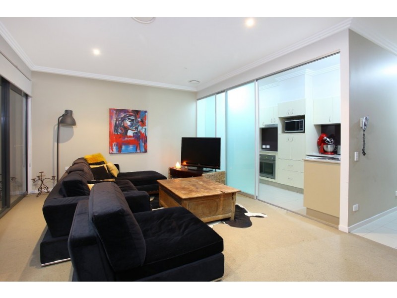 11/45 Bundall Road, Bundall QLD 4217