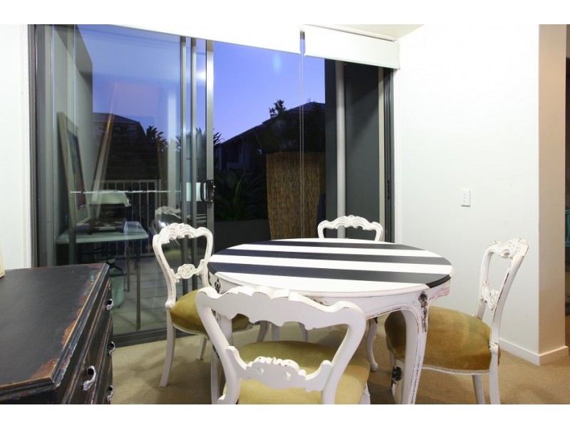 11/45 Bundall Road, Bundall QLD 4217