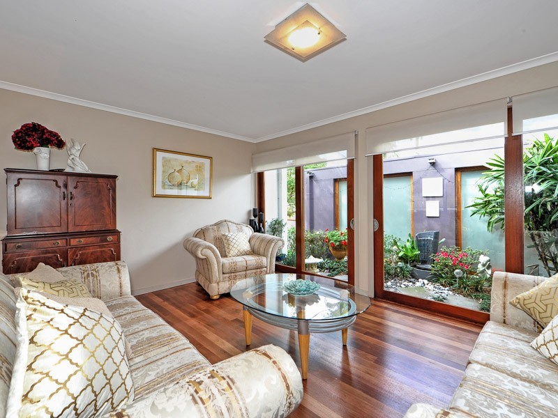 92 Yangoora Crescent, Ashmore QLD 4214