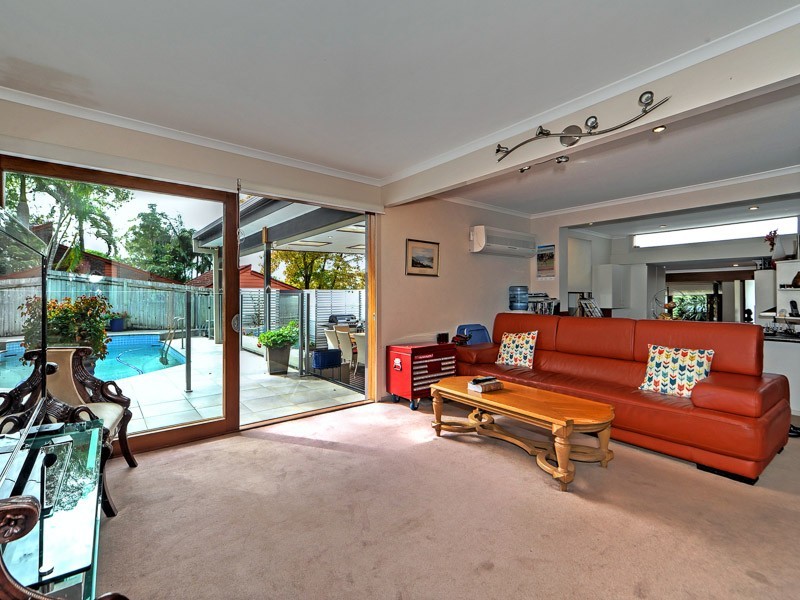 92 Yangoora Crescent, Ashmore QLD 4214