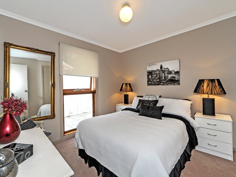 92 Yangoora Crescent, Ashmore QLD 4214