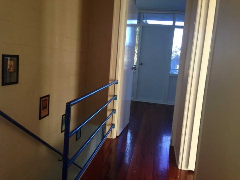 3/4 George Ave, Broadbeach QLD 4218