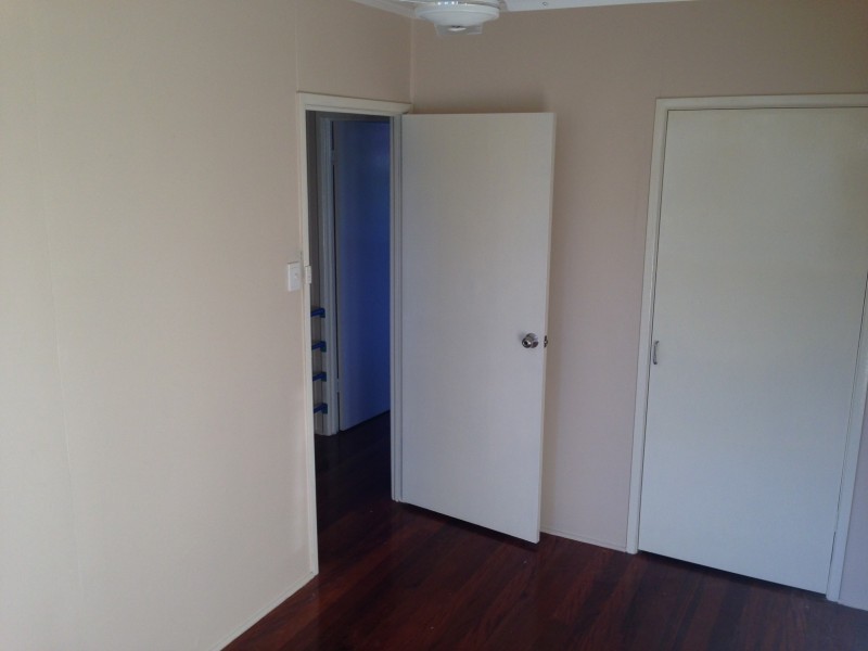 3/4 George Ave, Broadbeach QLD 4218