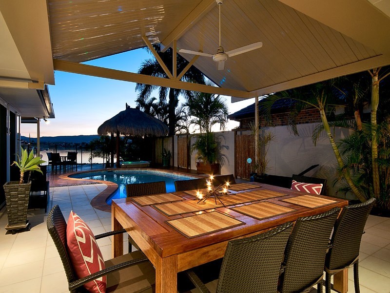 43 Cayman Drive, Clear Island Waters QLD 4226