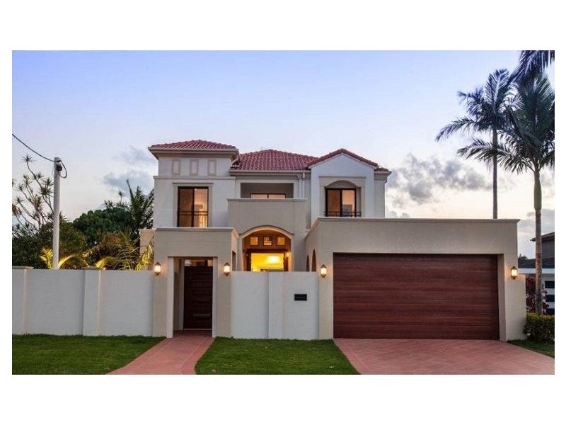 108 Amalfi Drv, Surfers Paradise QLD 4217