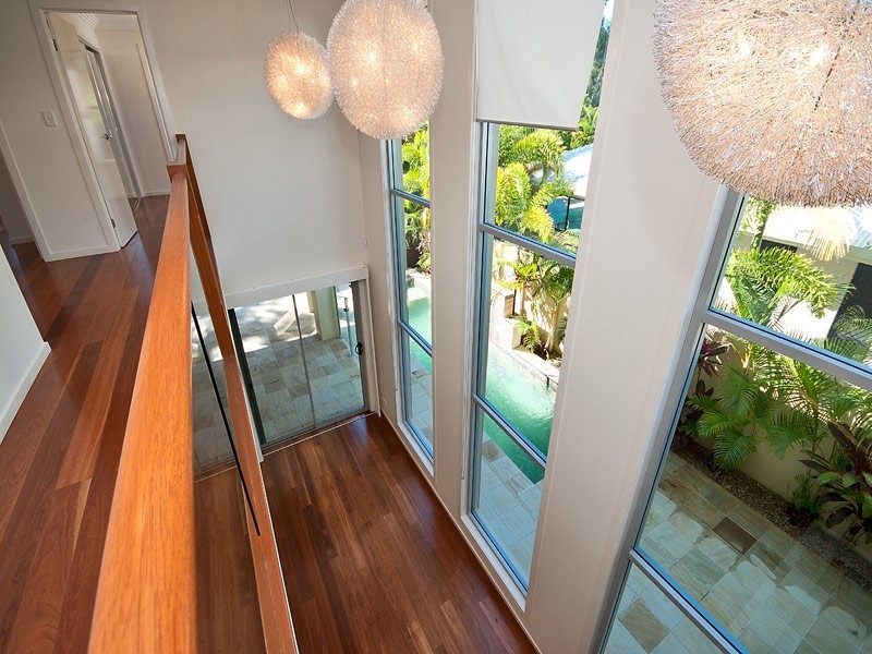 1017 Lakeview Terrace, Benowa QLD 4217