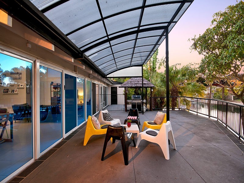 2 Platypus Avenue, Sorrento QLD 4217